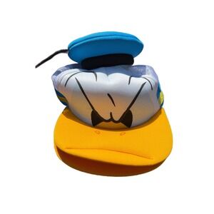Disney Hat-Snap Back White Yellow Donald Duck Trucker Mesh New with Tags